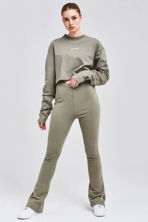 LUCY CROPPED LONGSLEEVE WASHED OLIVE